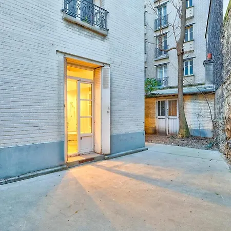 Superb T1bis At 1min From The Metro Porte St-ouen Apartment *